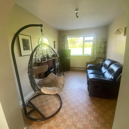 House Six Bed 4km From Centre * Limerick