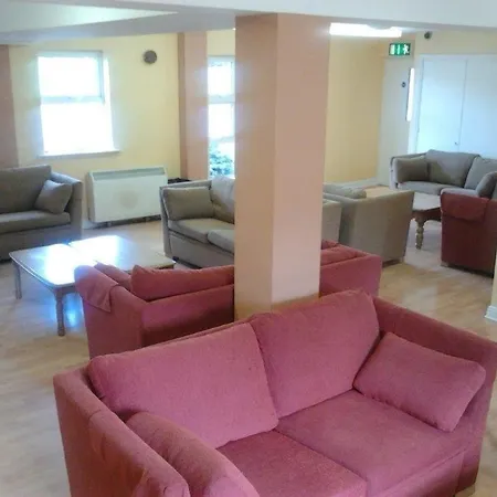 Albergue Courtbrack - Off Campus *